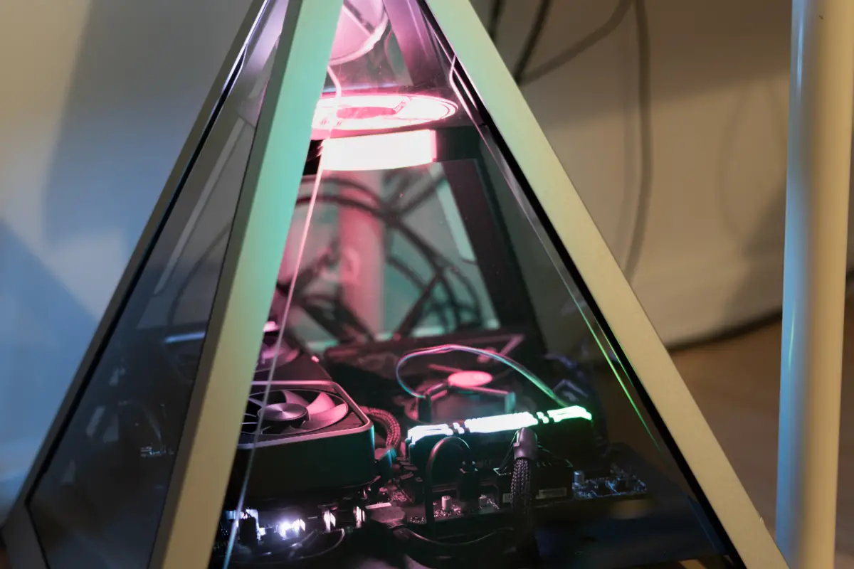 Pyramid Innovative PC Case